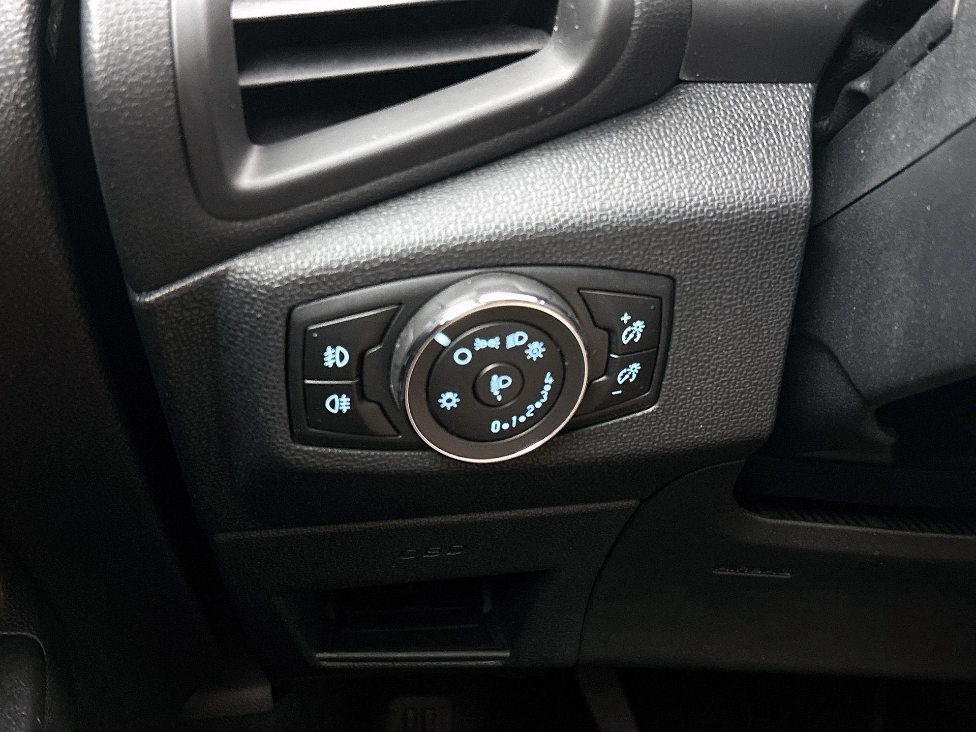 Ford-EcoSport-image-27
