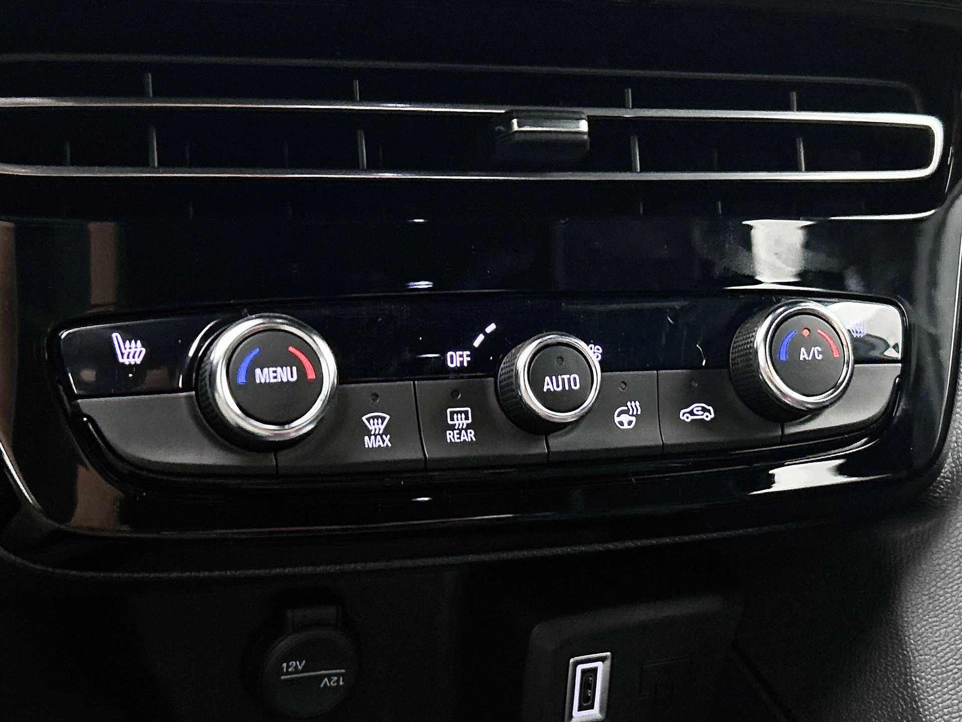 Opel-Mokka-image-16