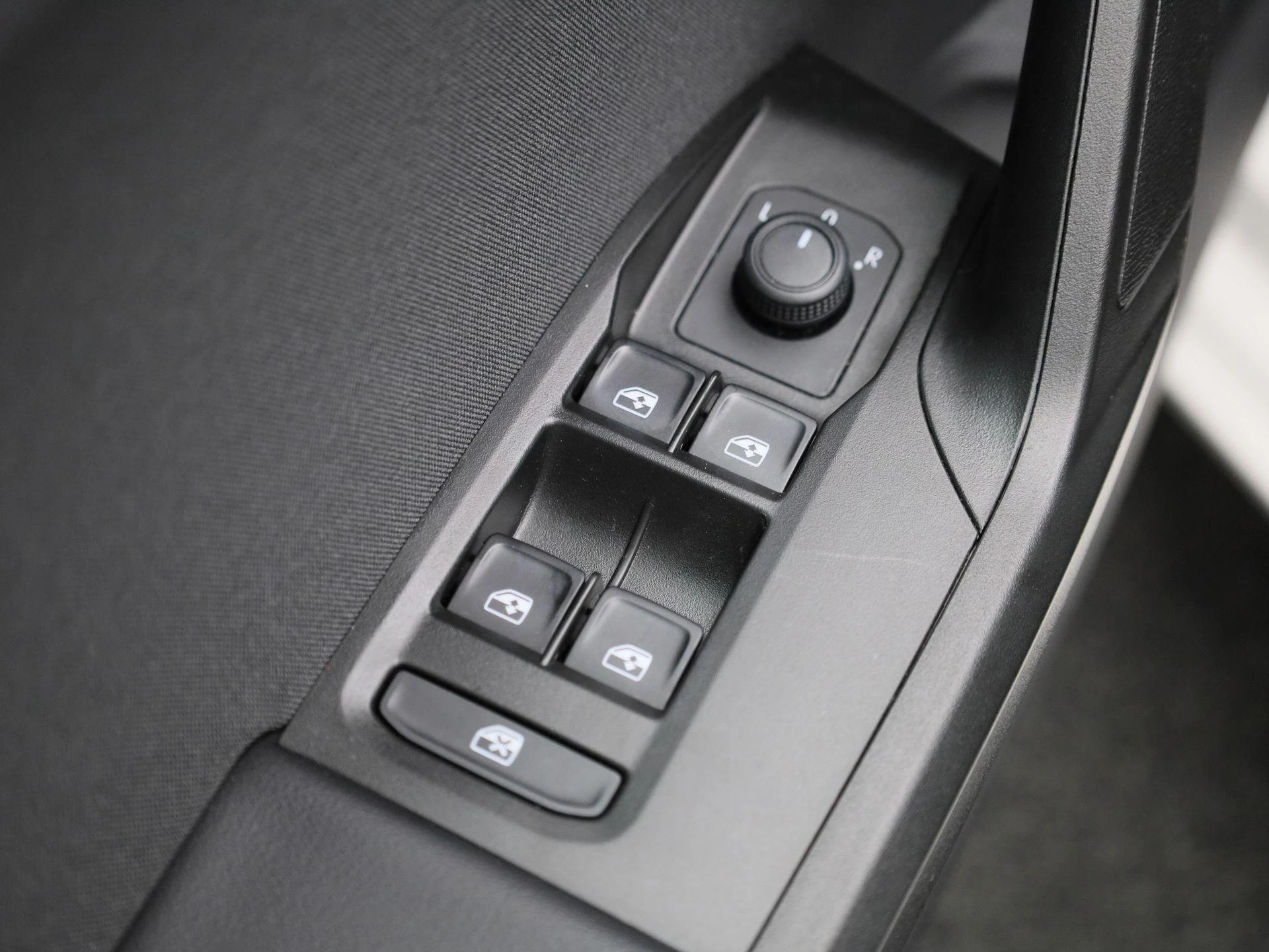 SEAT-Leon-image-25