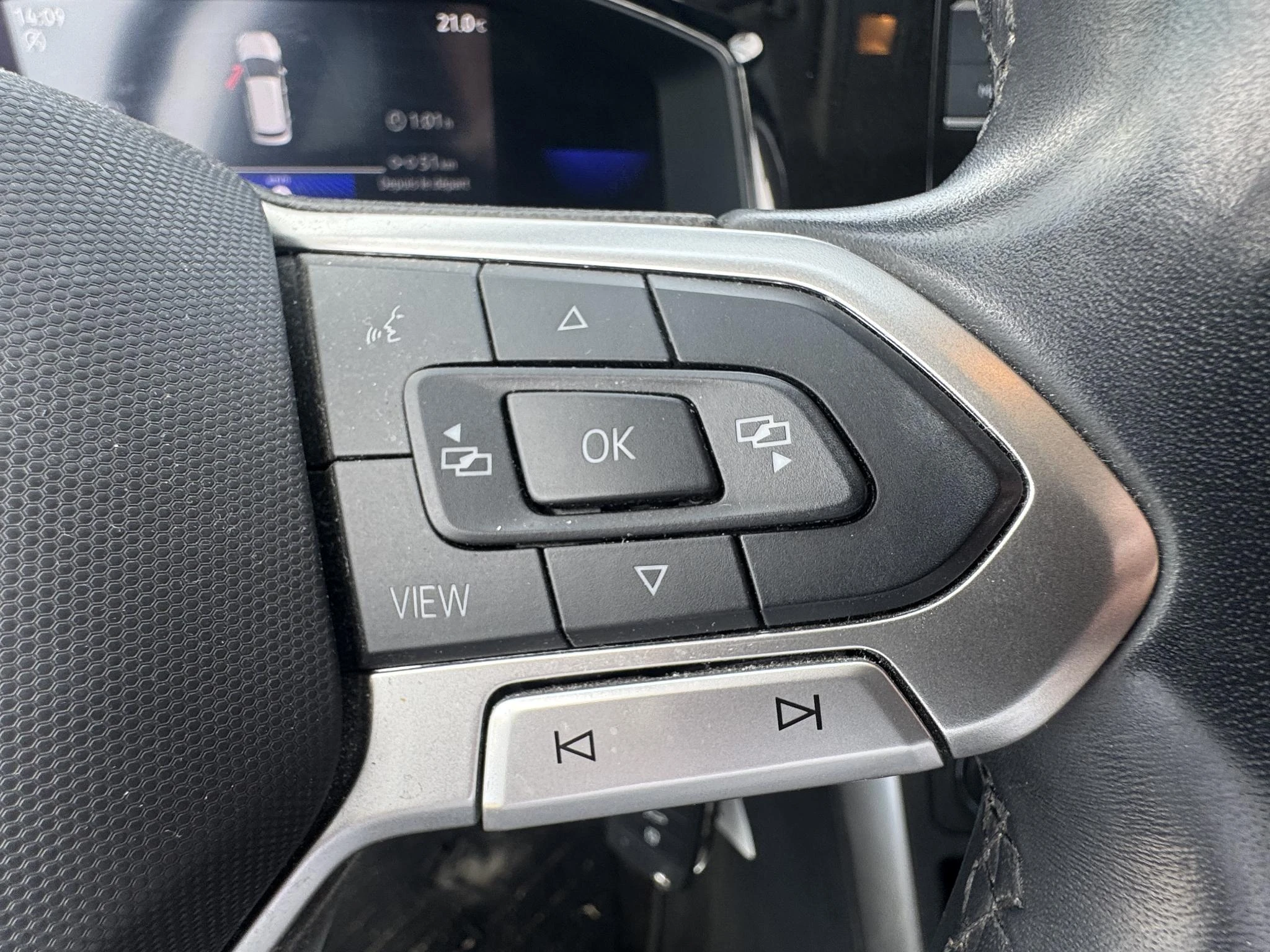 Volkswagen-Polo-image-15