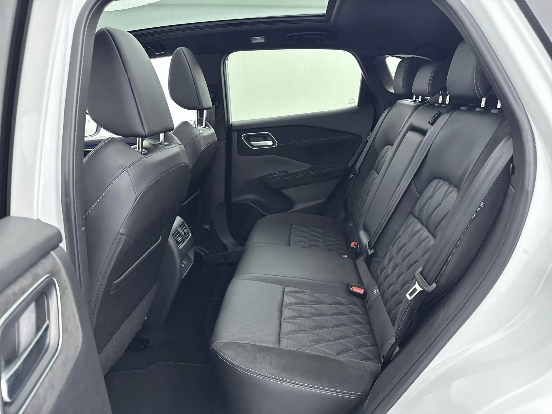 Nissan-QASHQAI-image-10