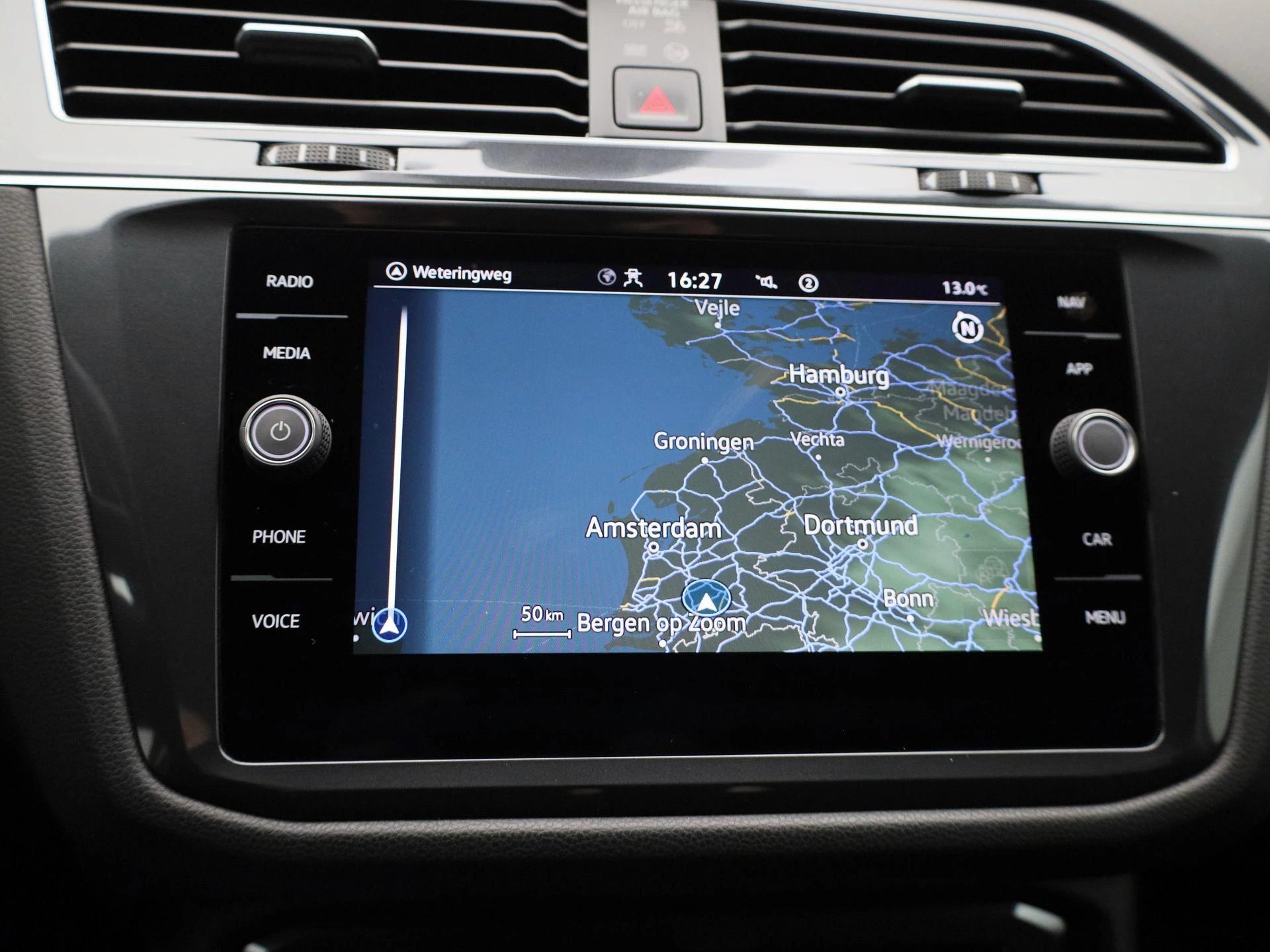 Volkswagen-Tiguan Allspace-image-17