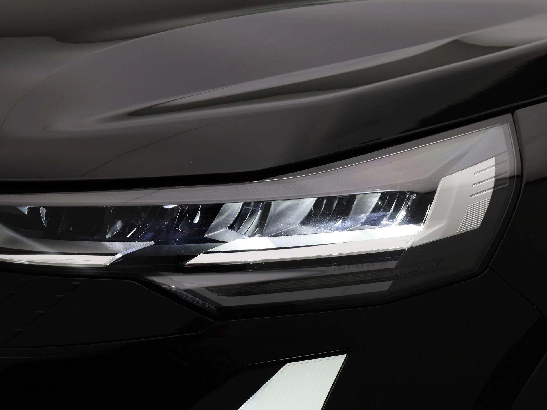Renault-Captur-image-12