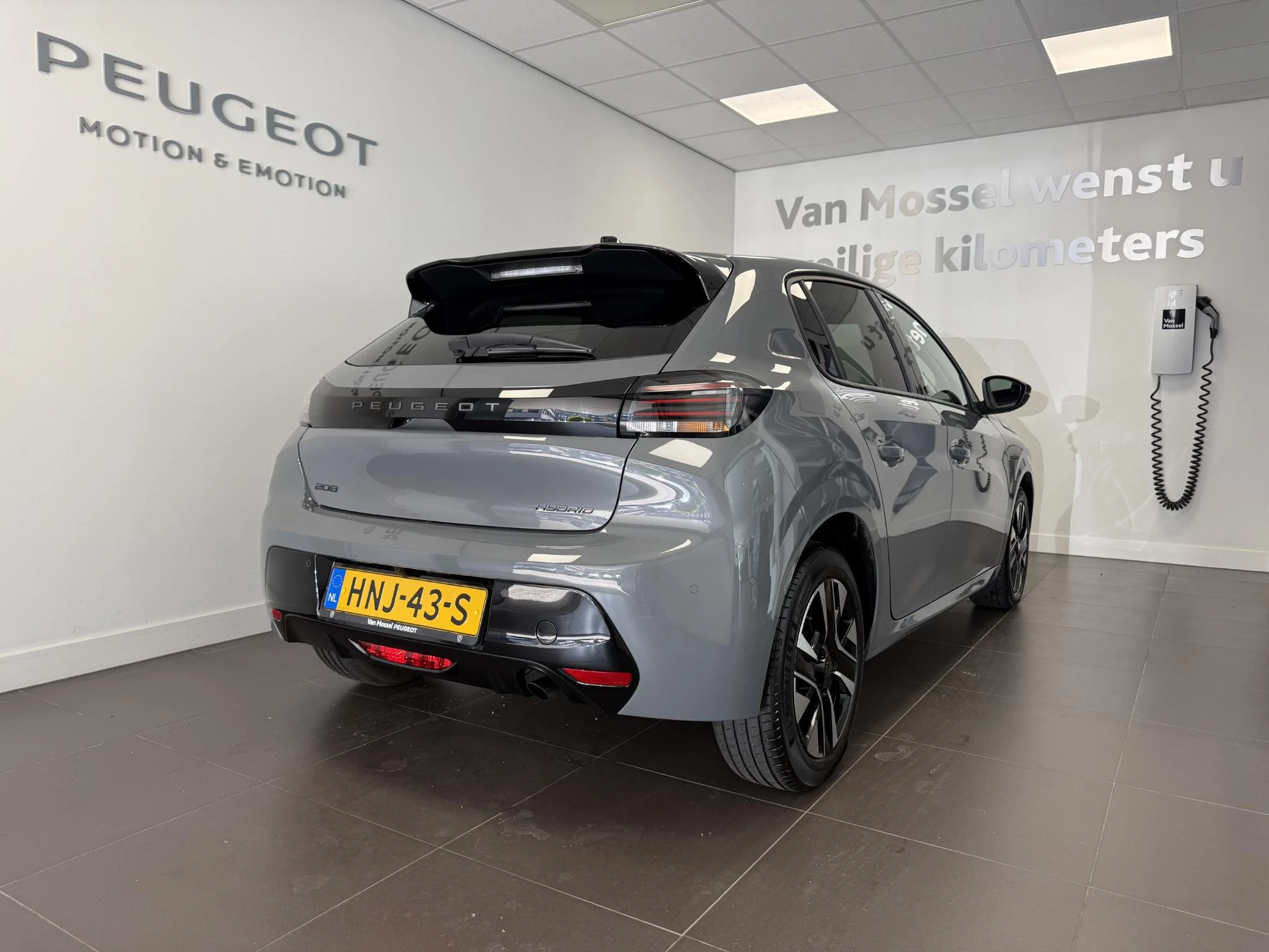 Peugeot 208 1.2 Hybrid 110 e-DCS6 Allure