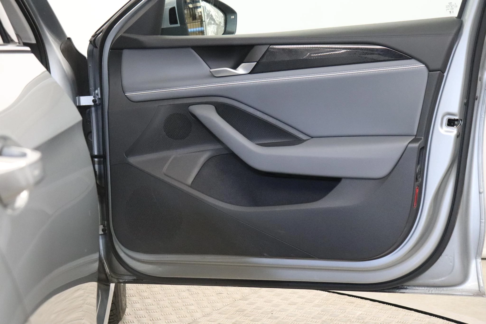 Volkswagen-Passat-image-9