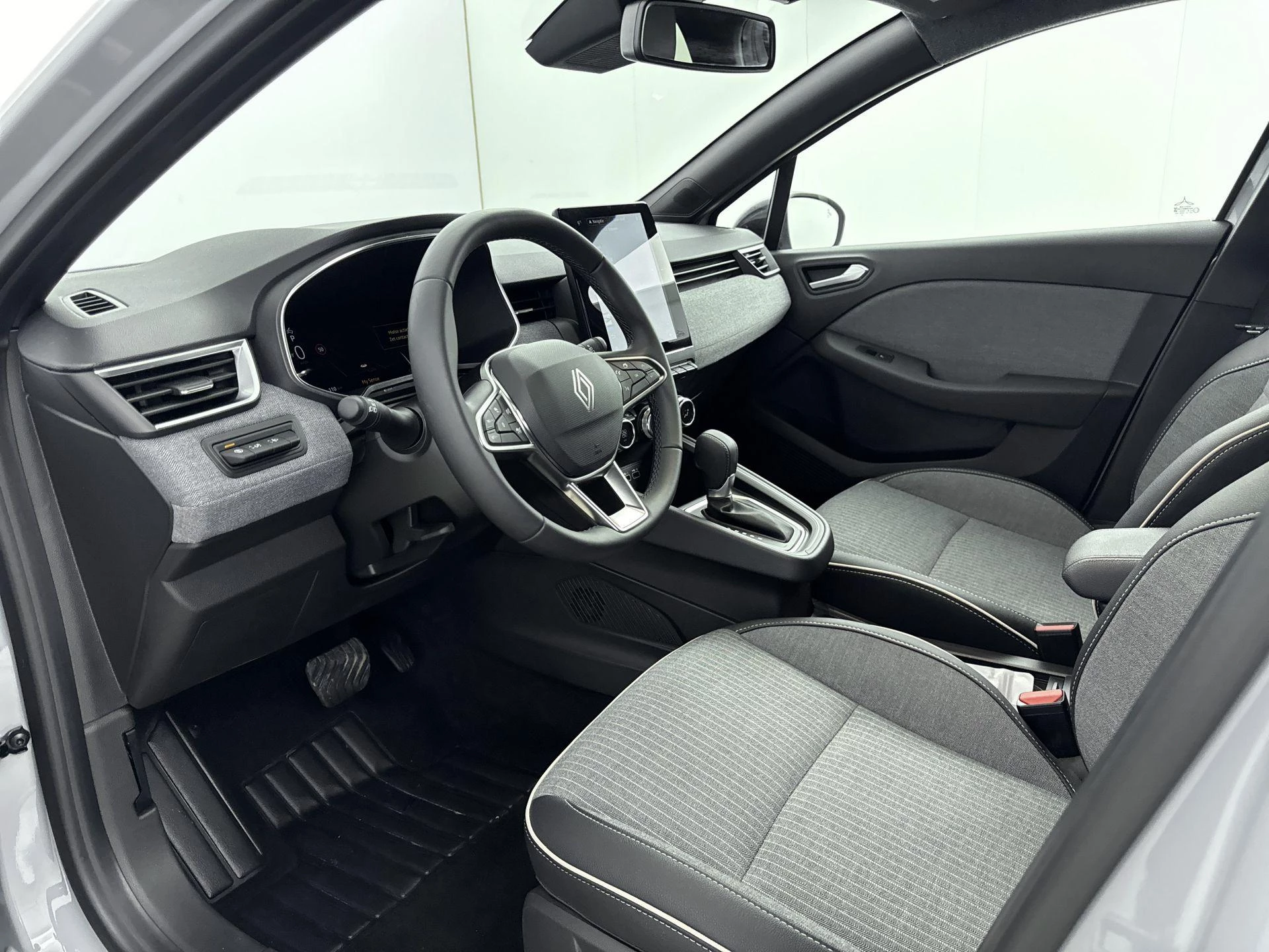 Renault-Clio-image-7