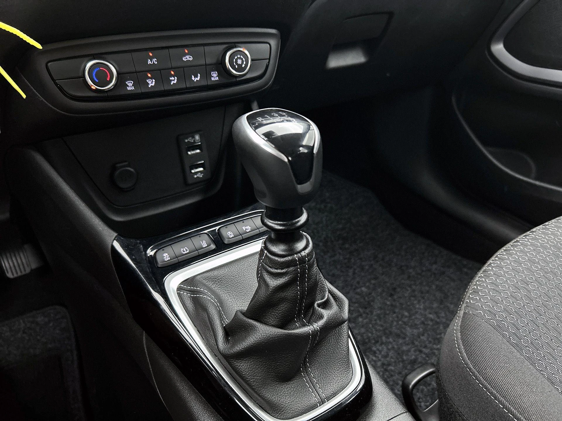 Opel-Crossland X-image-24