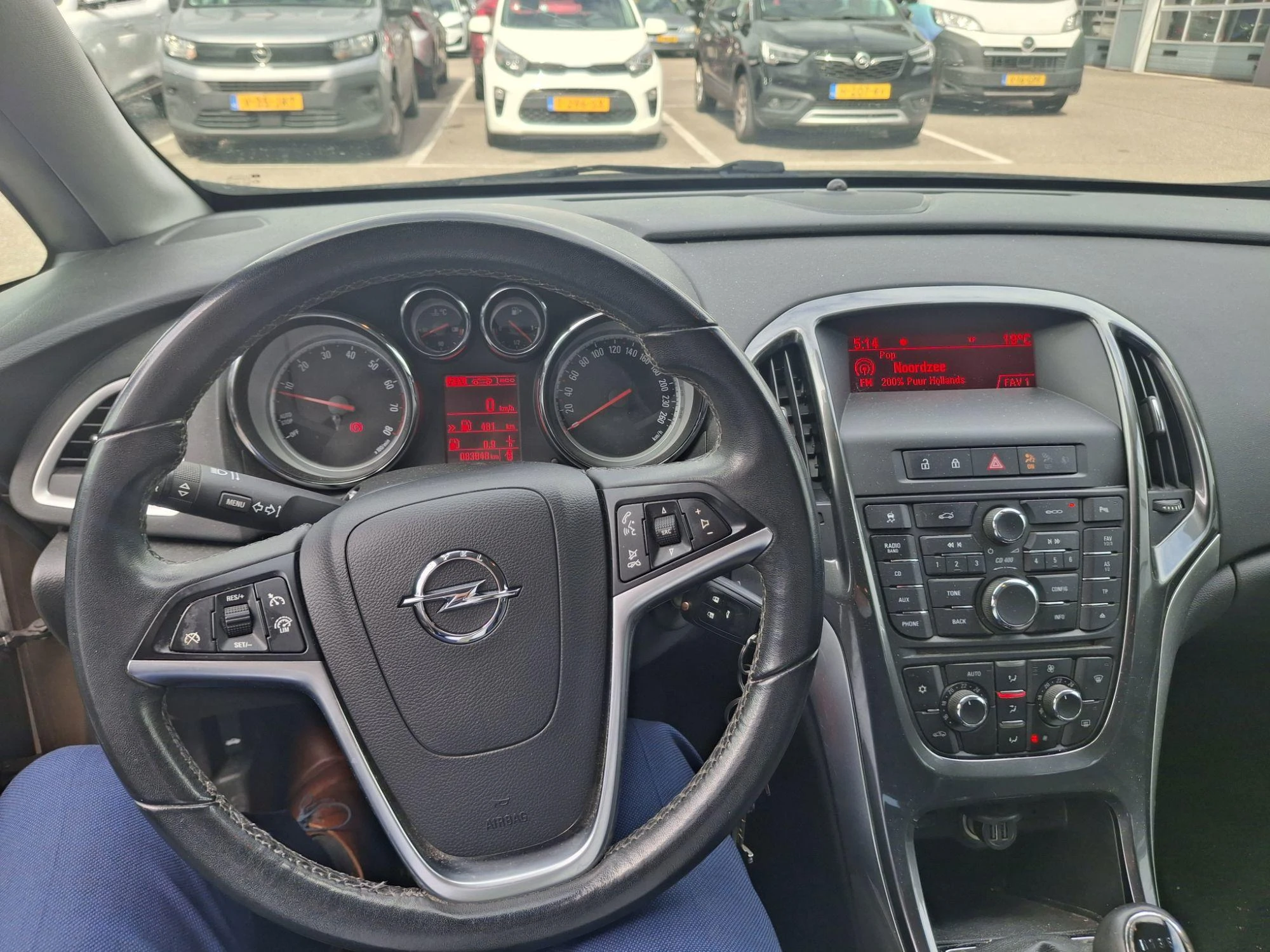 Opel-Astra-image-14