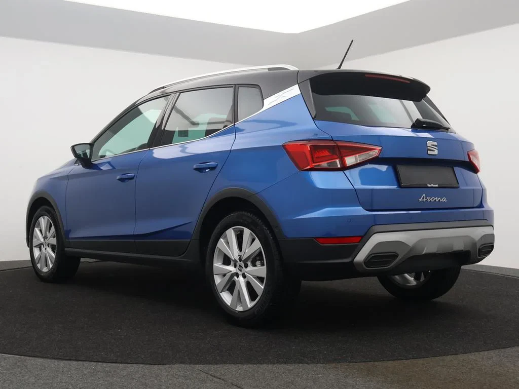 SEAT-Arona-image-5
