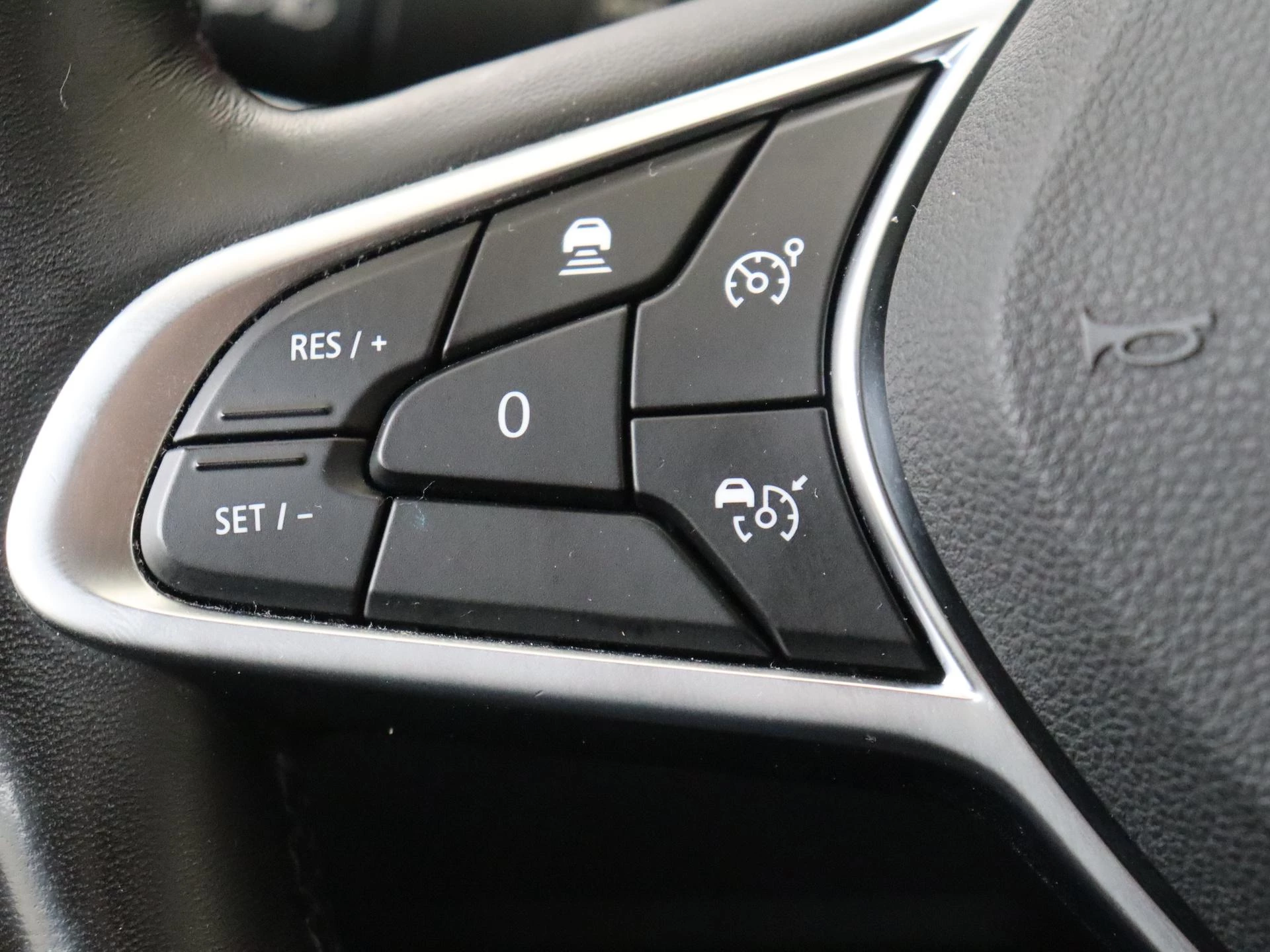 Renault Arkana 1.6 E-Tech Hybrid 145 Intens