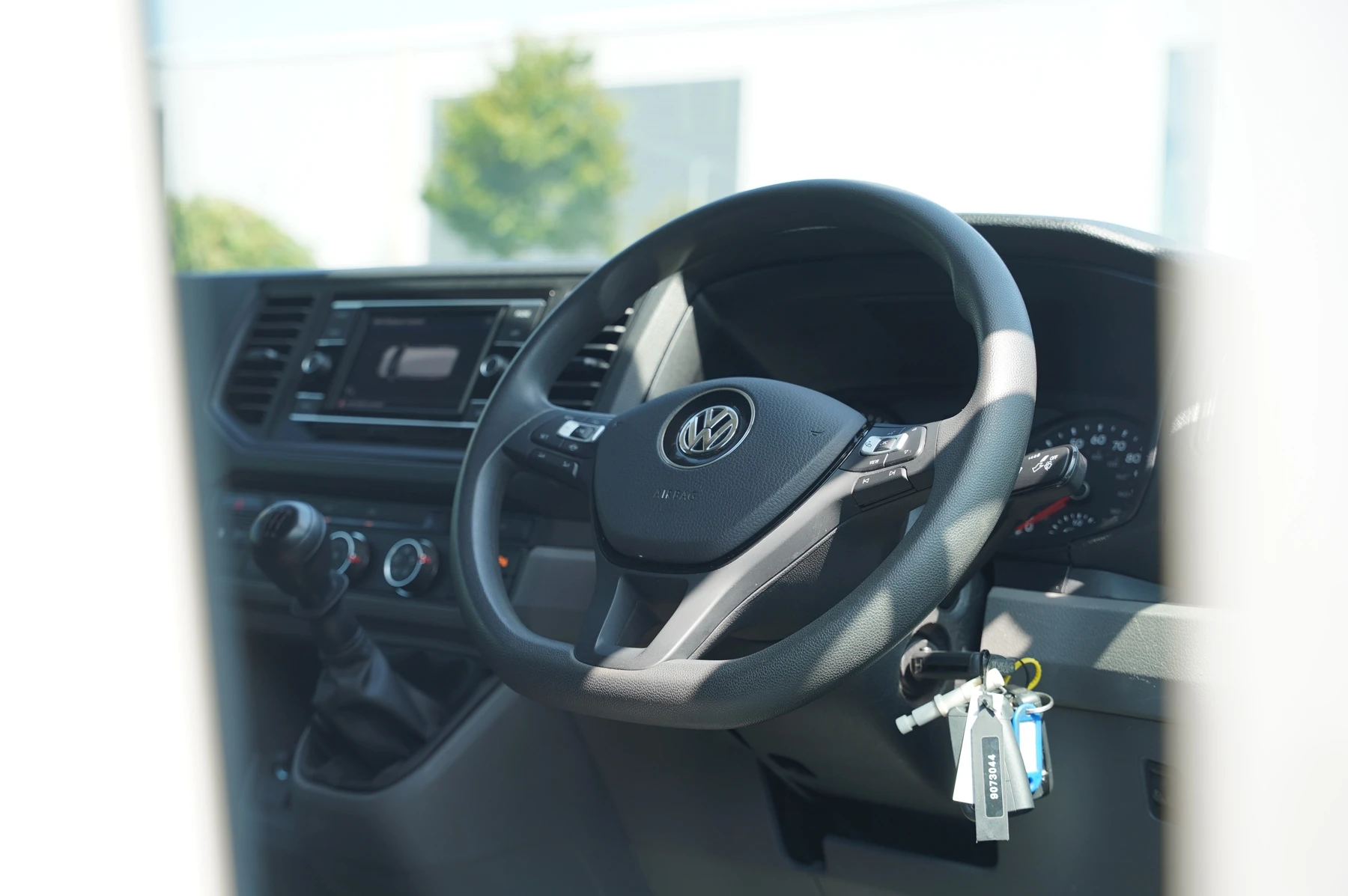 Volkswagen-Crafter-image-14