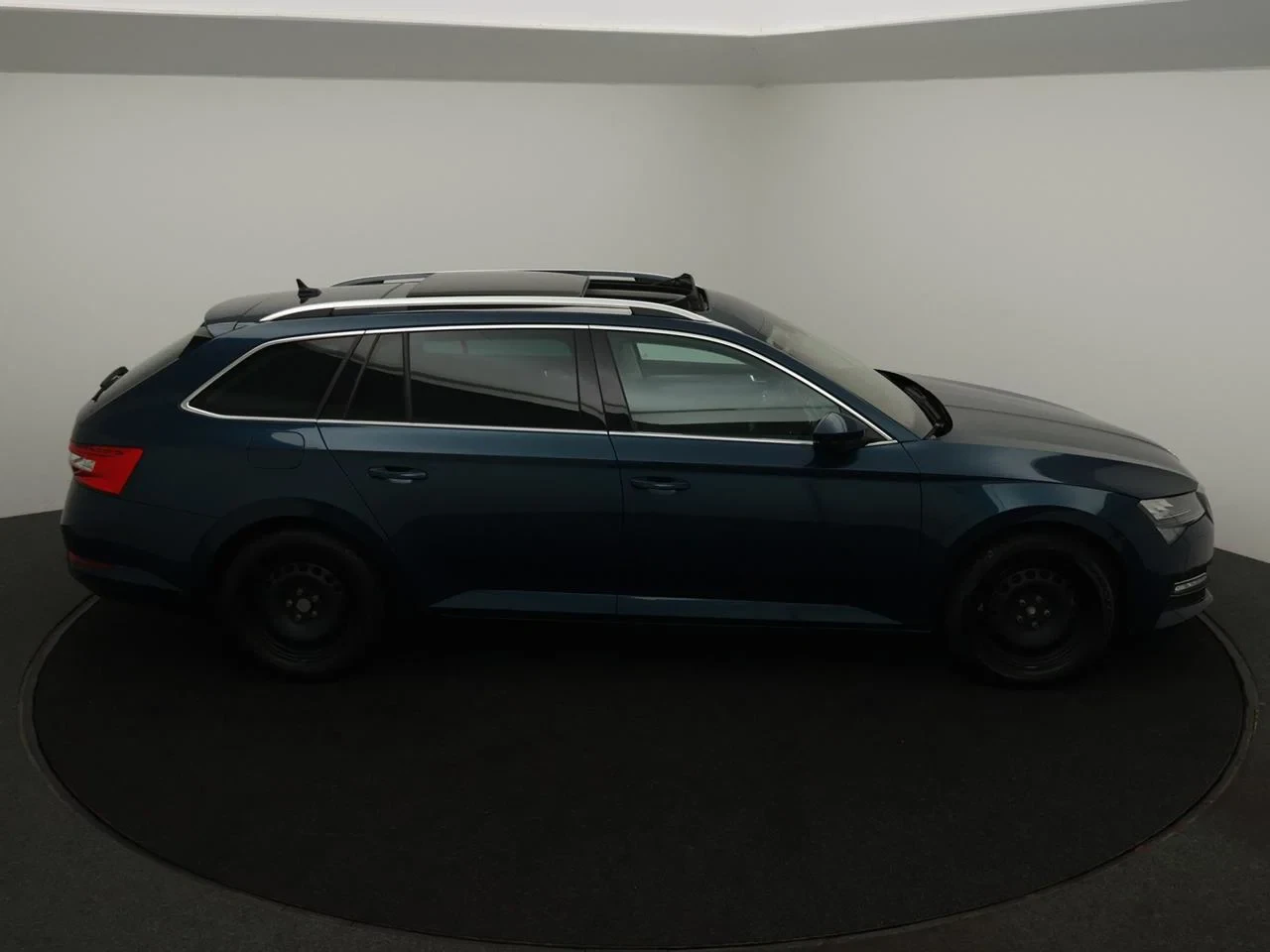 Škoda-Superb-image-3