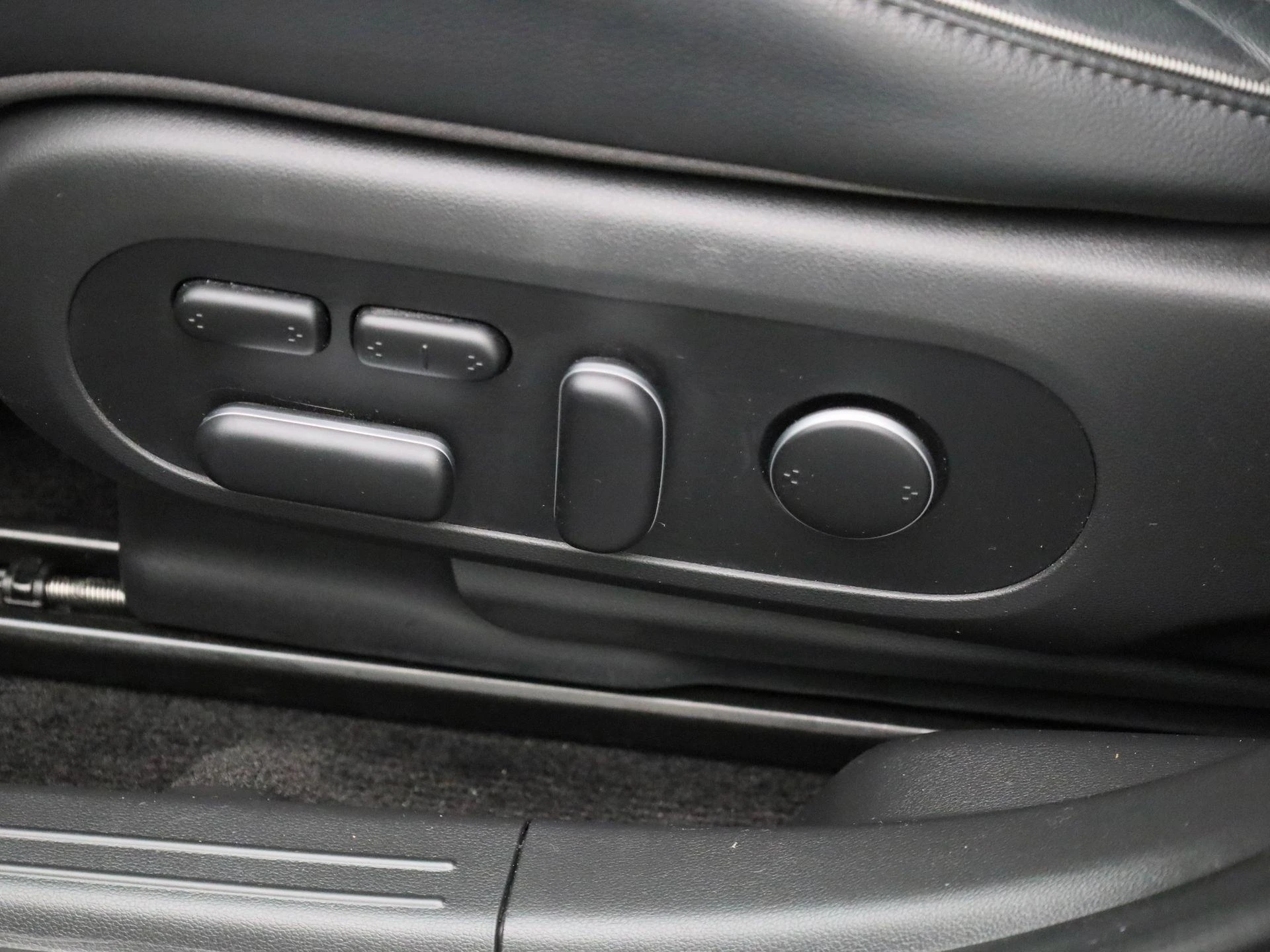 Hyundai-IONIQ 5-image-34