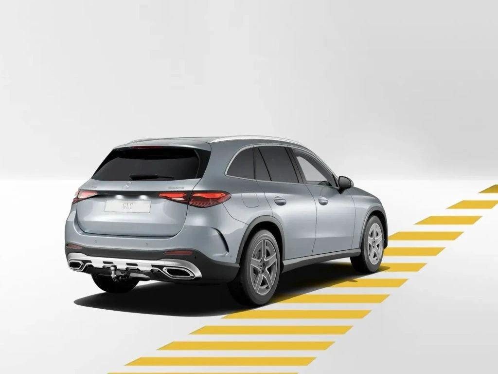 Mercedes-Benz-GLC 300 d-image-6