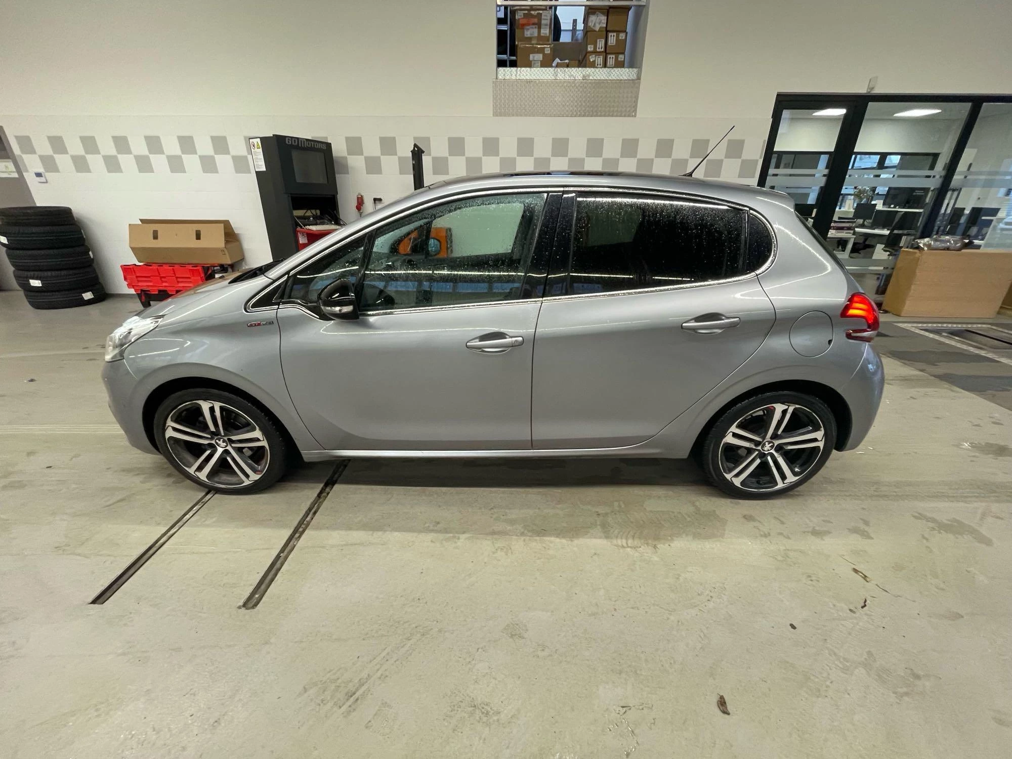 Peugeot 208 1.2 PureTech 81kW s/s Aut. GT Line