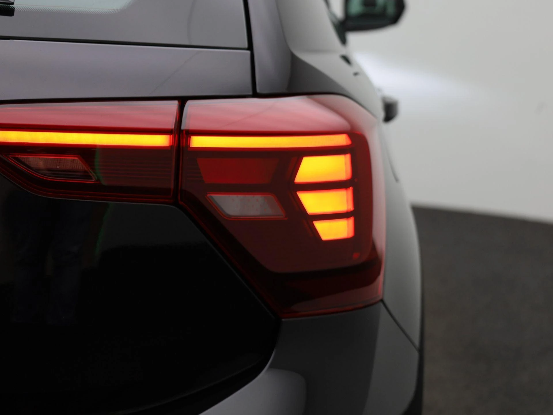 Volkswagen-Polo-image-33