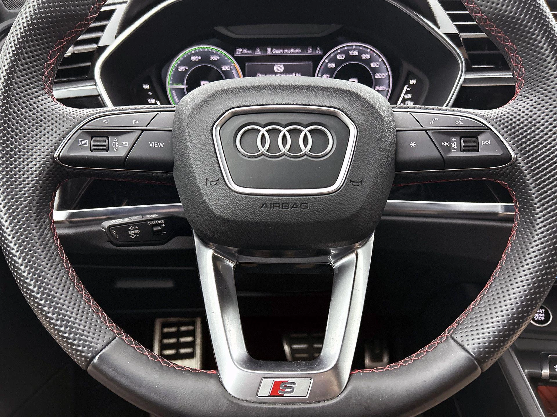 Audi-Q3-image-48