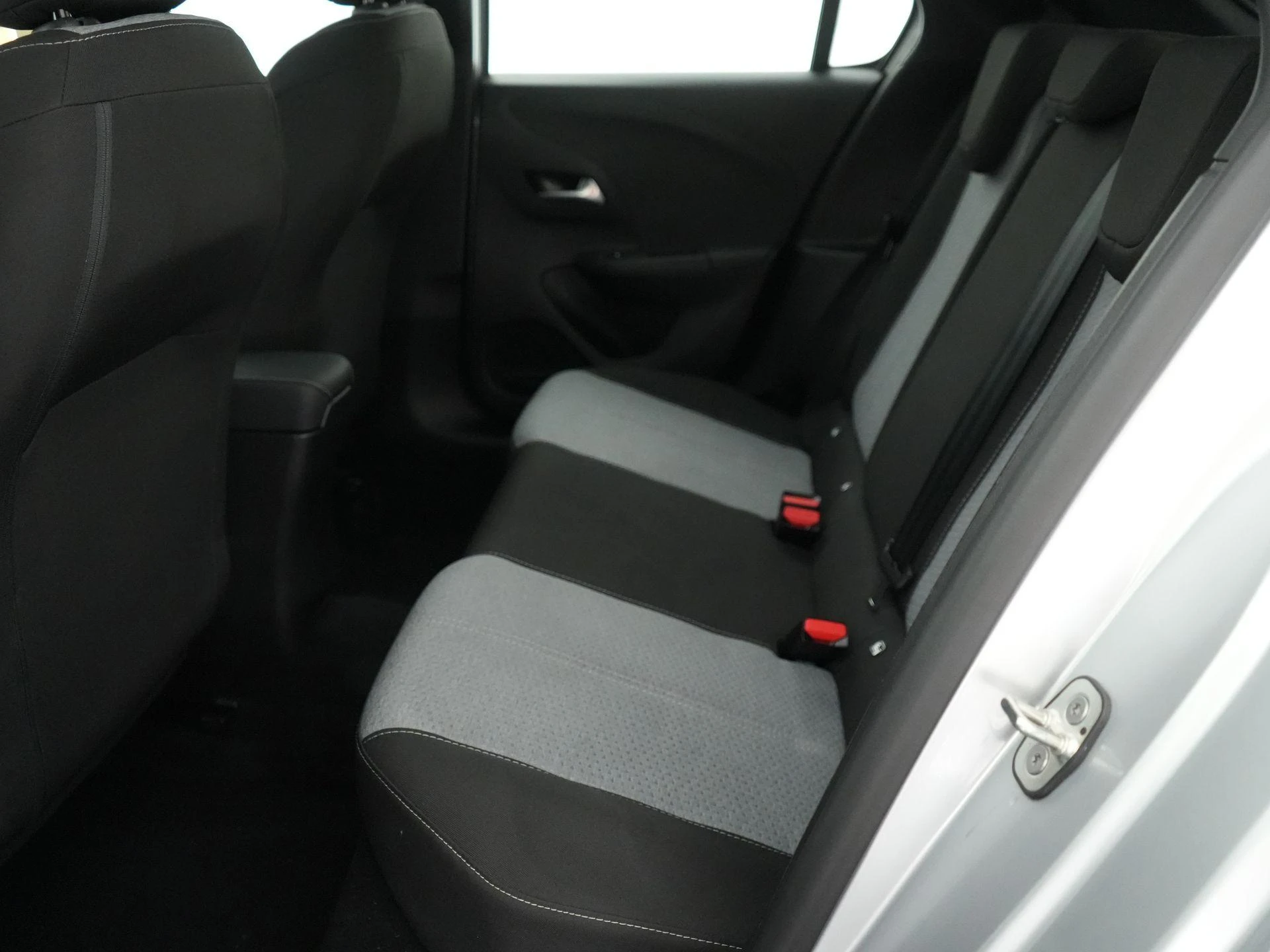 Opel-Corsa-image-14