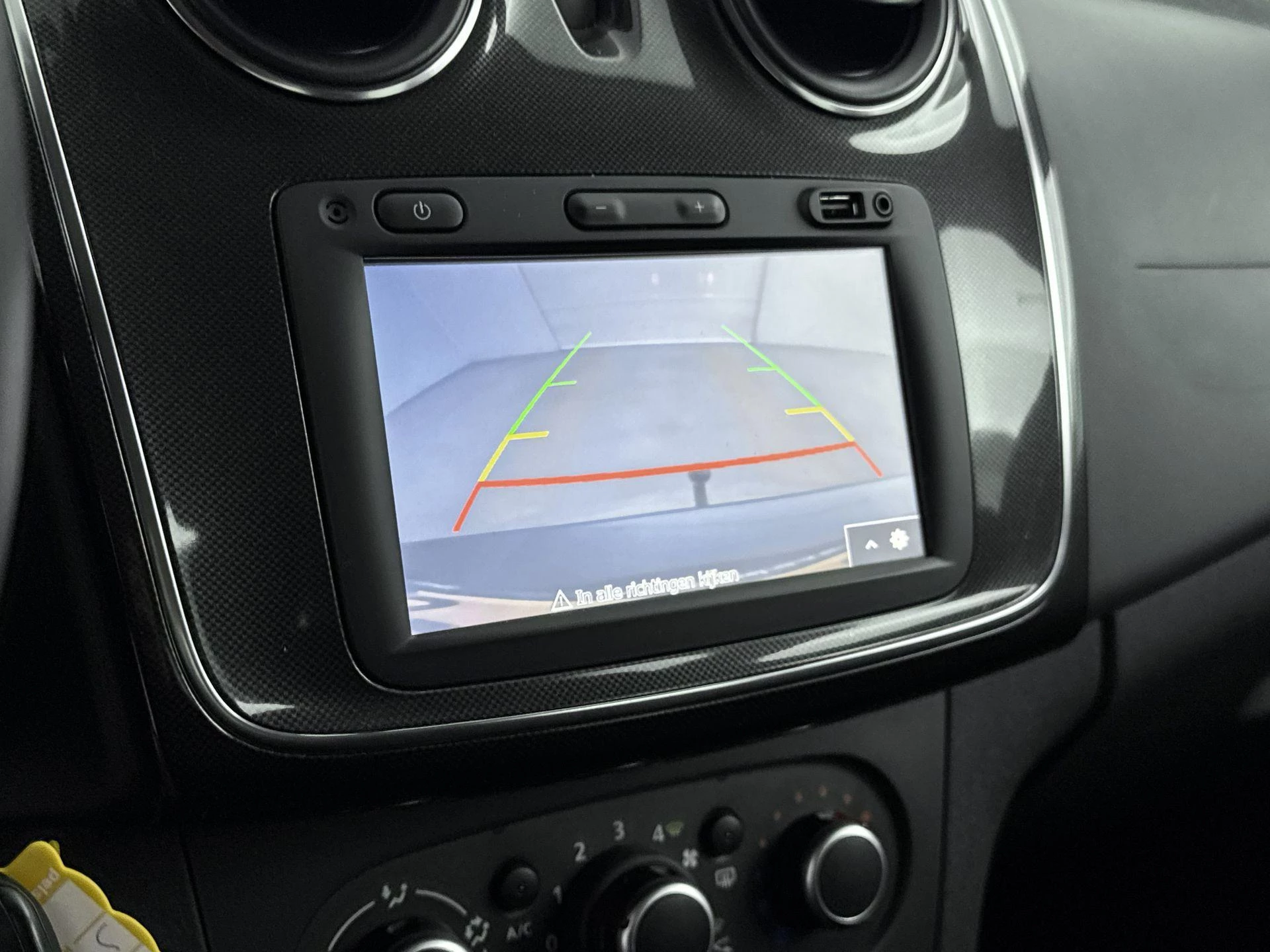 Dacia-Logan-image-10