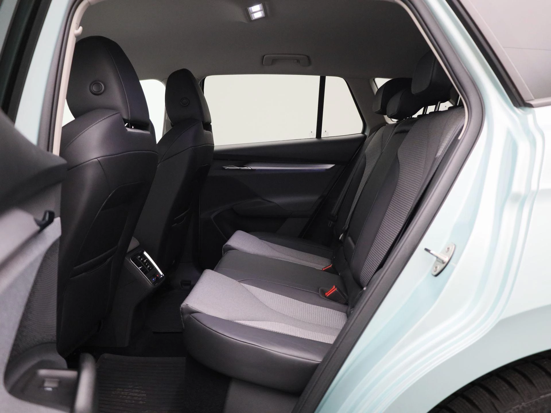 Škoda-Enyaq iV-image-11