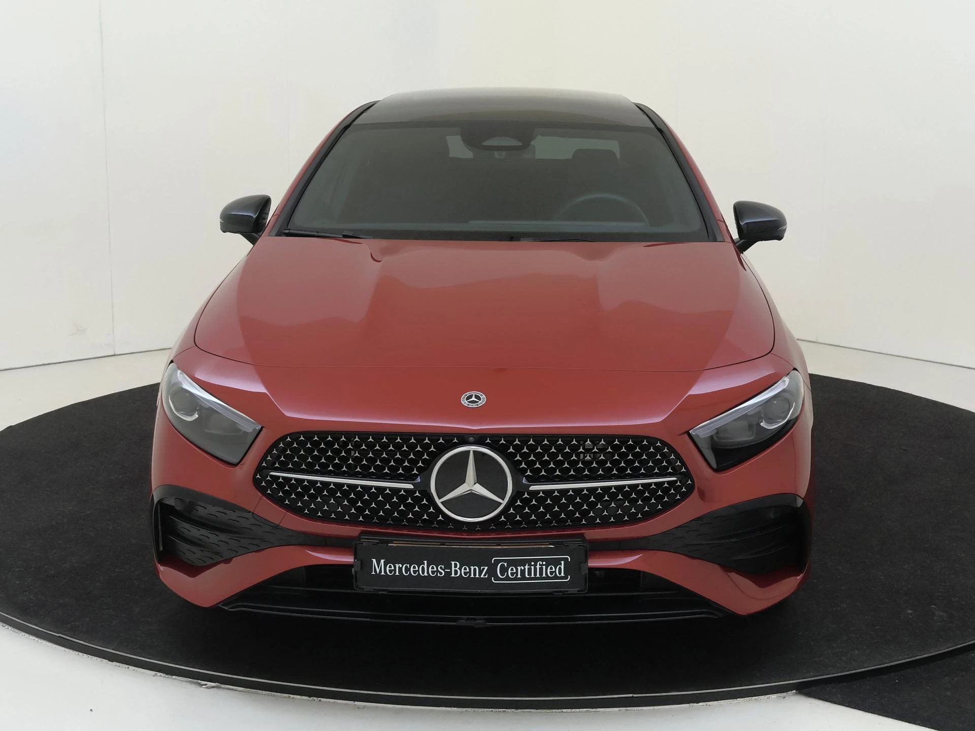 Mercedes-Benz A-Klasse 250 e Business Solution AMG