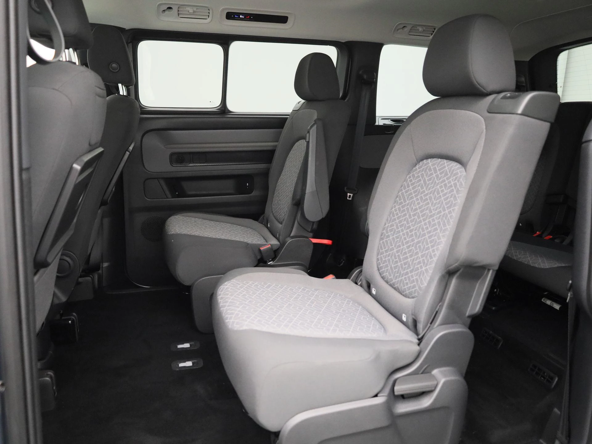 Volkswagen-ID. Buzz-image-11
