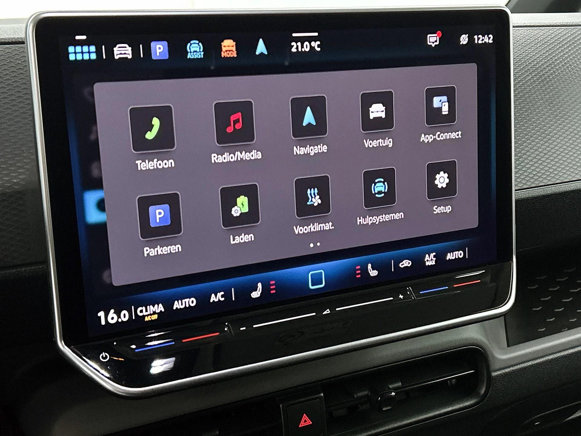 Volkswagen-ID. Buzz Cargo-image-9