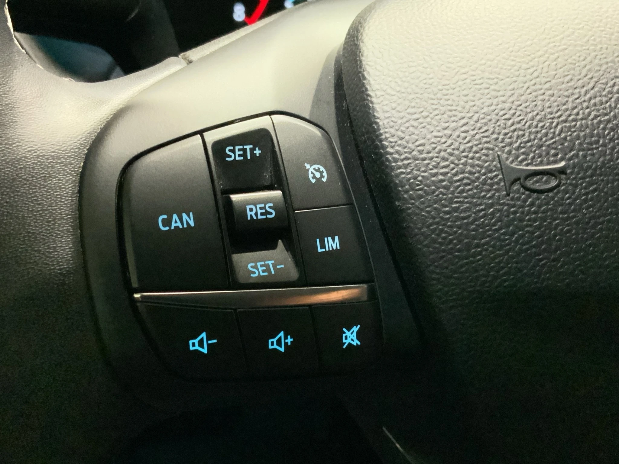 Ford-Puma-image-19