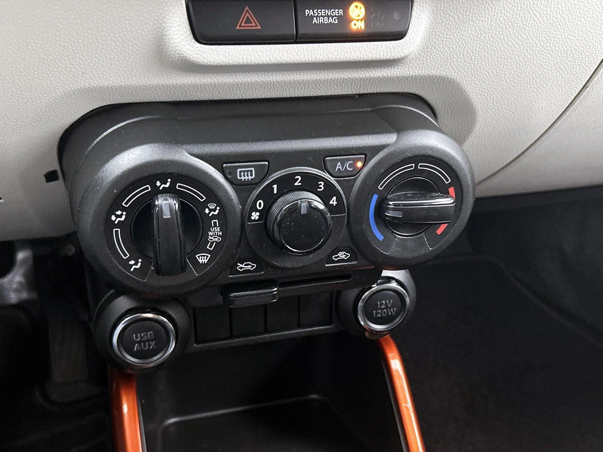 Suzuki-Ignis-image-18