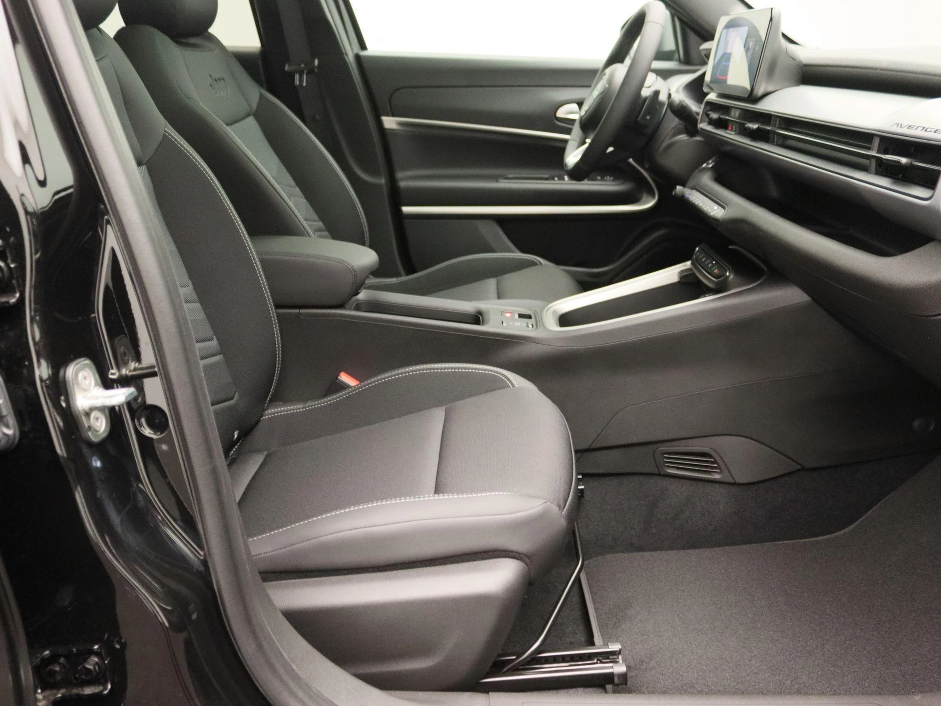 Jeep Avenger 1.2 e-Hybrid Summit
