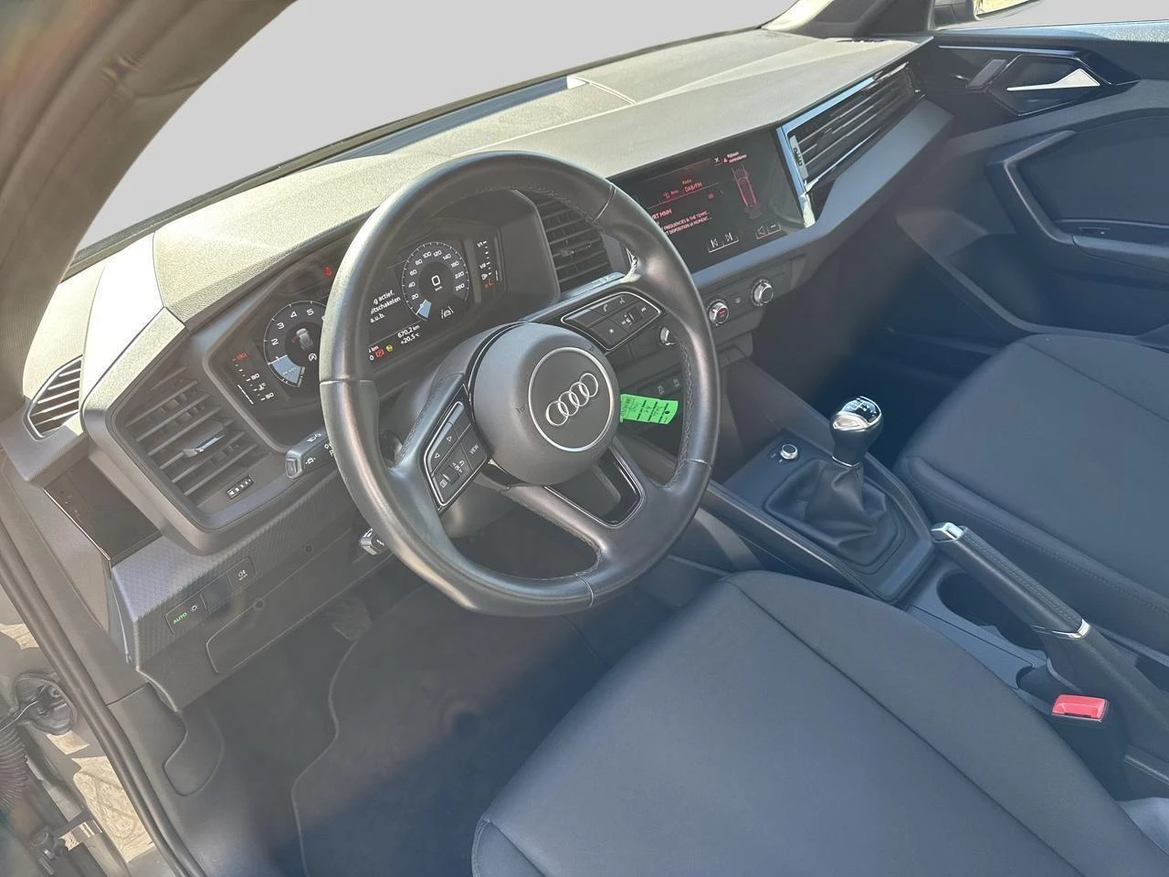 Audi-A1 Sportback-image-9