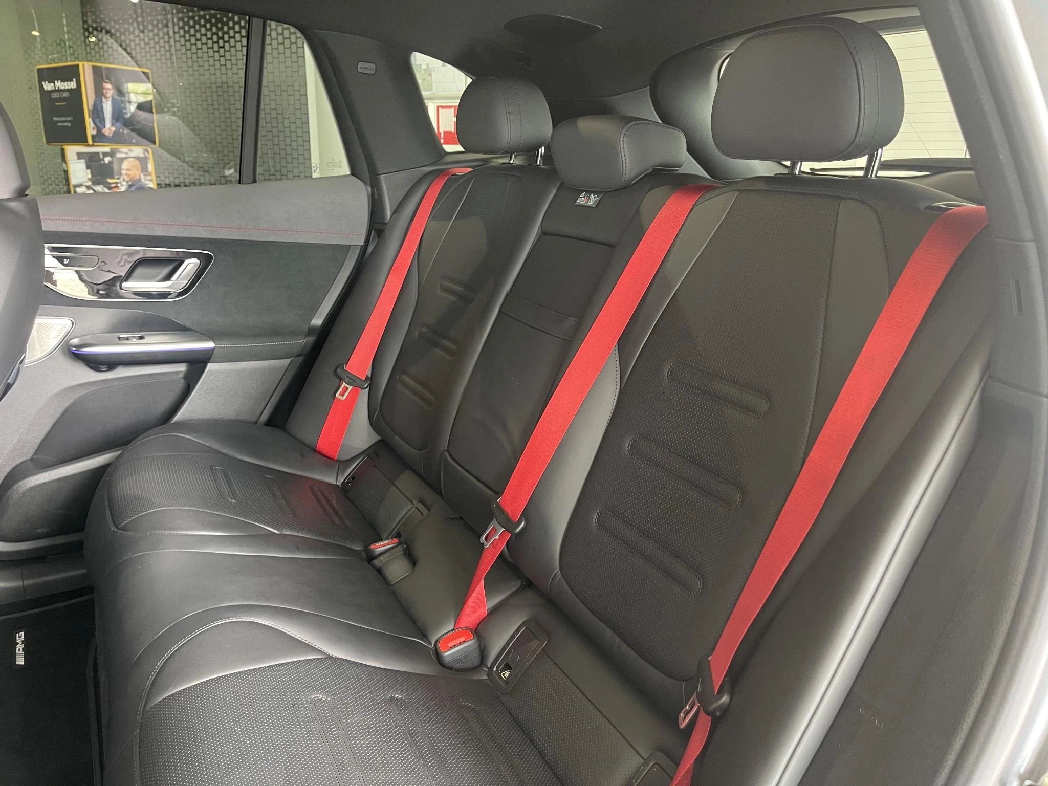 Mercedes-Benz EQE 43 AMG SUV + NAPPA + PANO + BURMESTER + HYPERSCREEN +