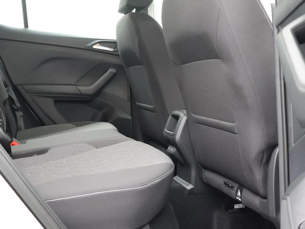 Volkswagen-T-Cross-image-10