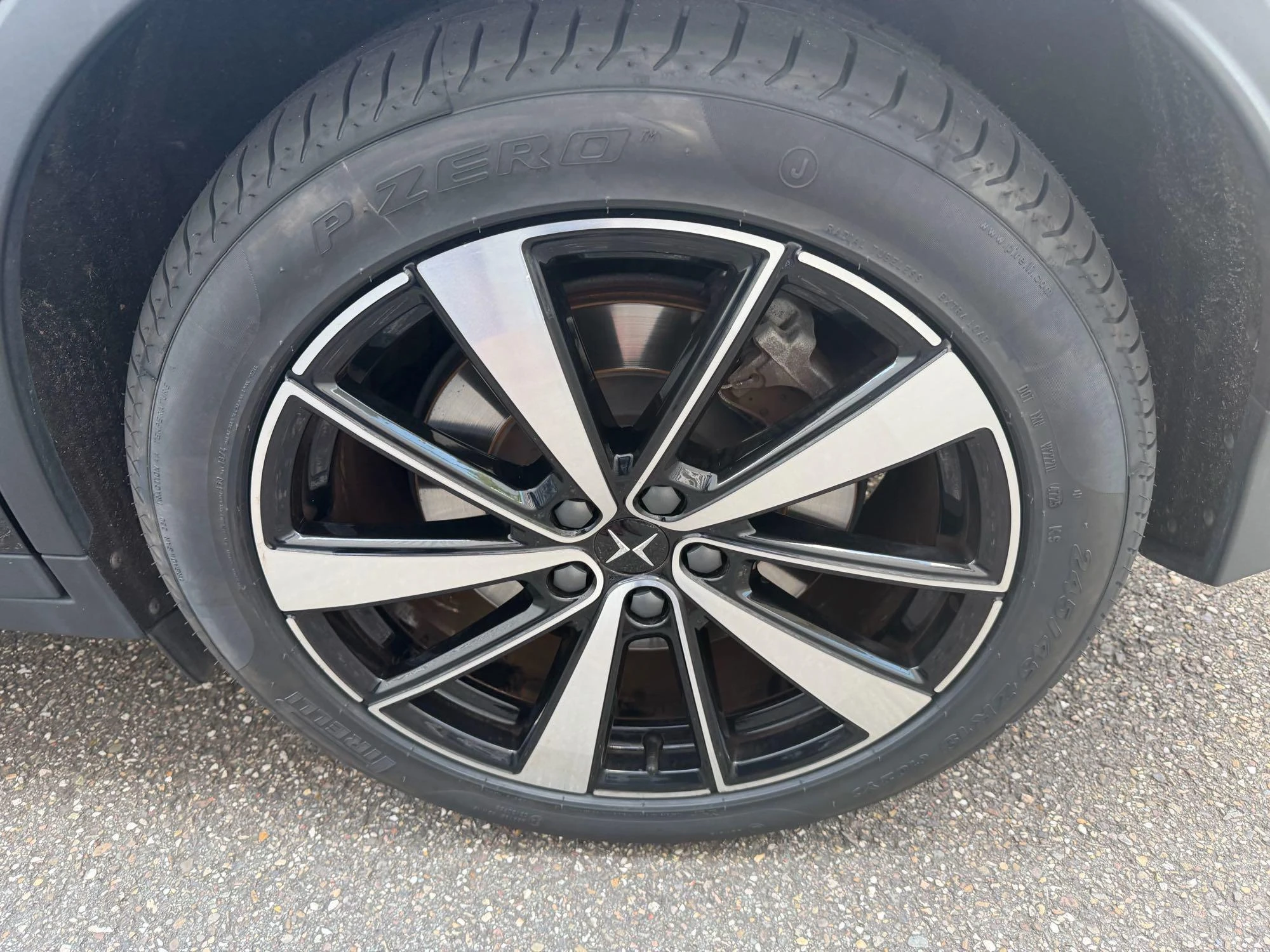 Polestar-2-image-8