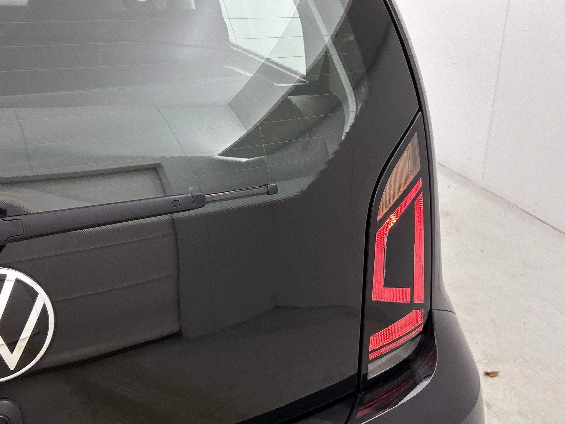 Volkswagen up! 1.0 BMT move up 65 PK|