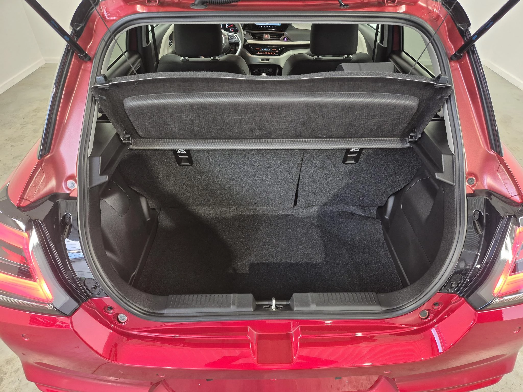 Suzuki-Swift-image-18