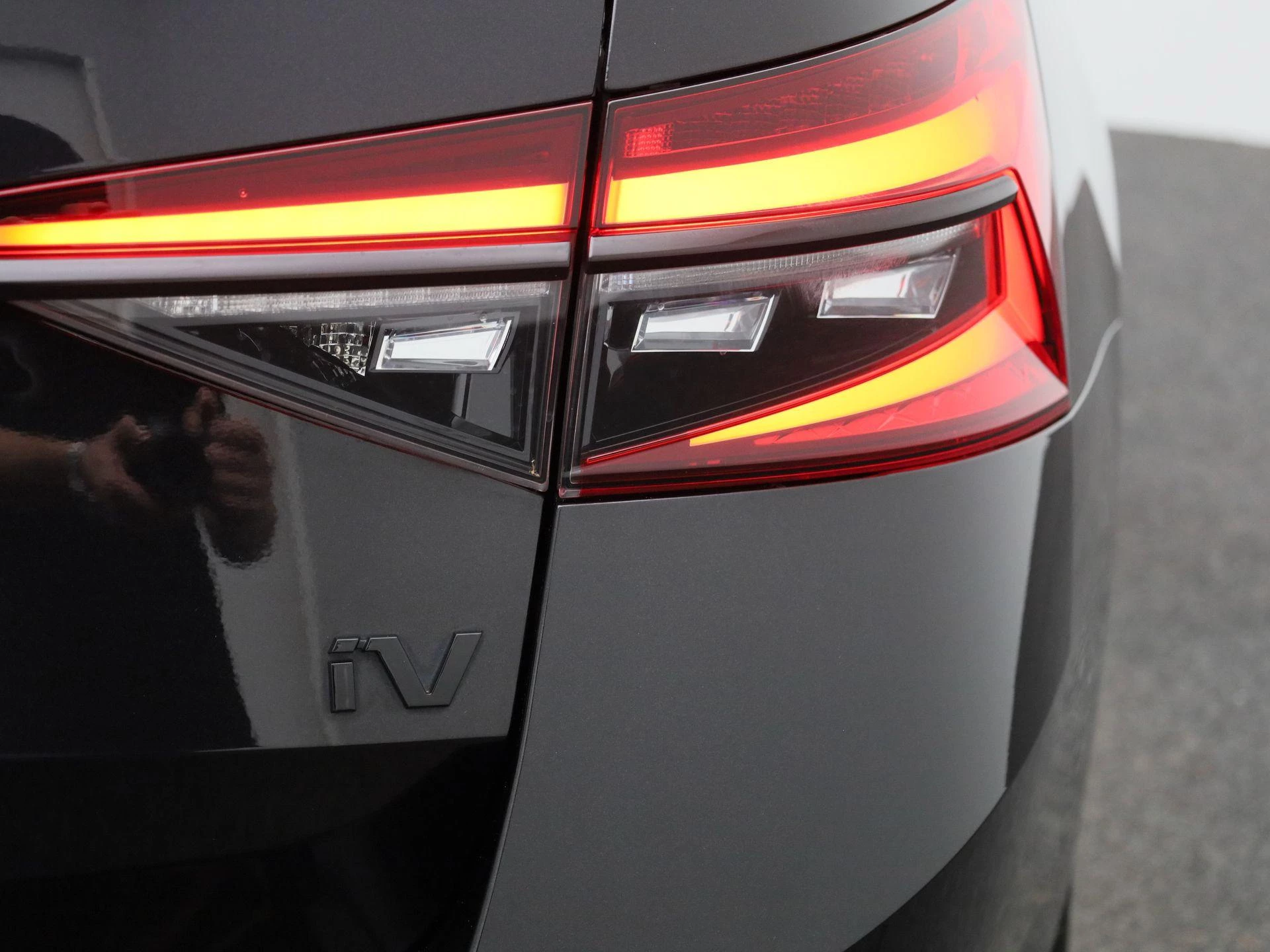 Škoda Superb Combi 1.4 TSI iV Sportline Business