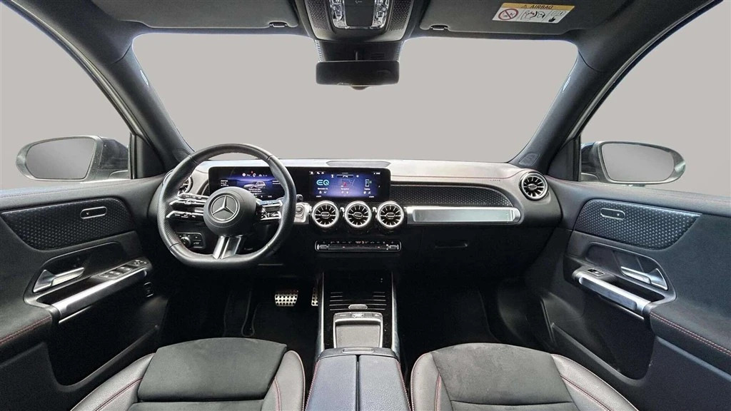 Mercedes-Benz-EQB-image-12