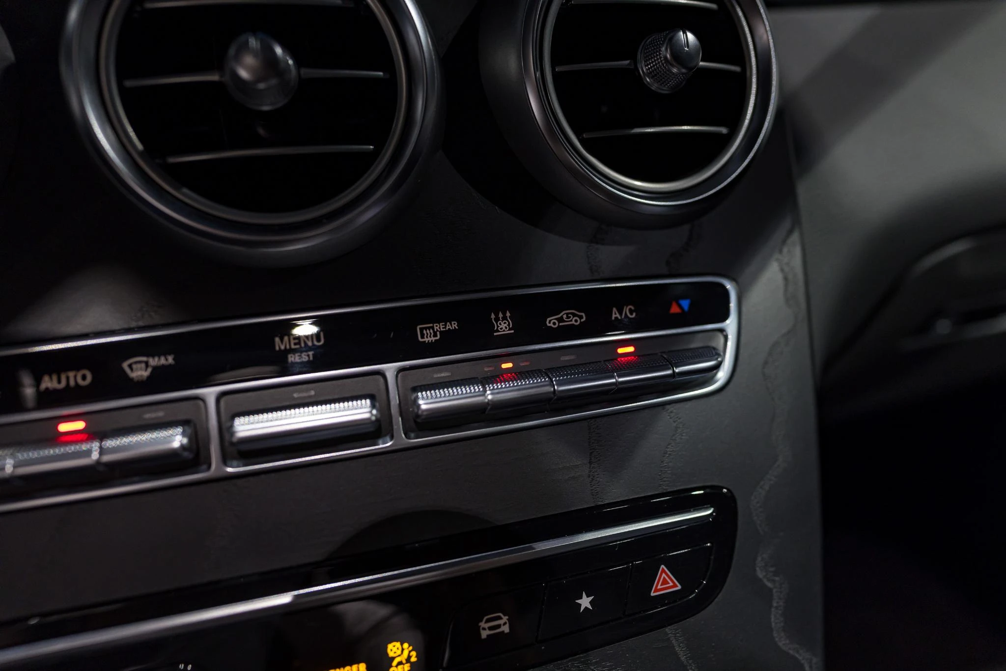 Mercedes-Benz-GLC-image-31