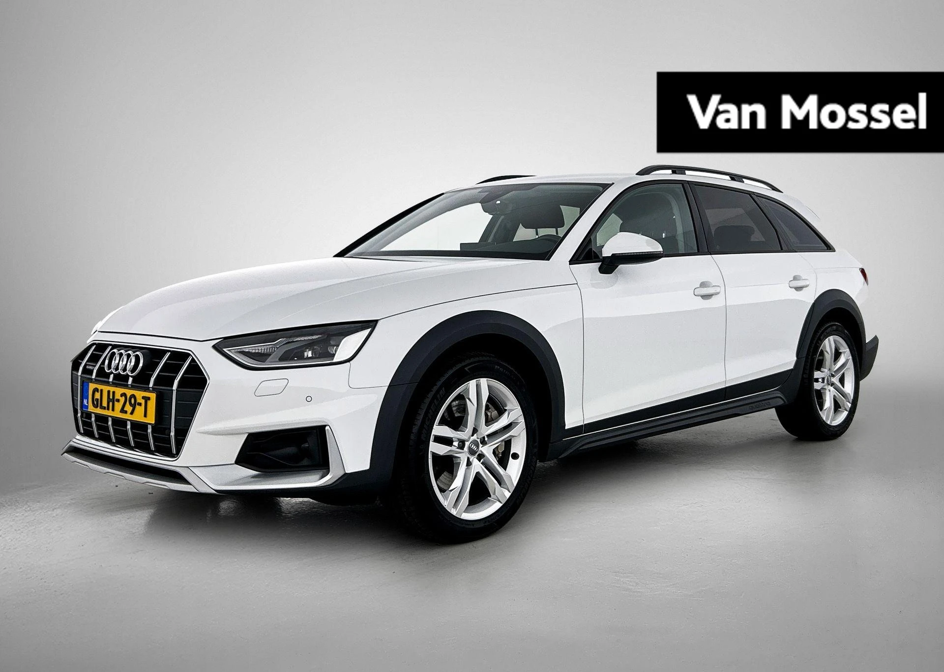 Audi-A4-image-0