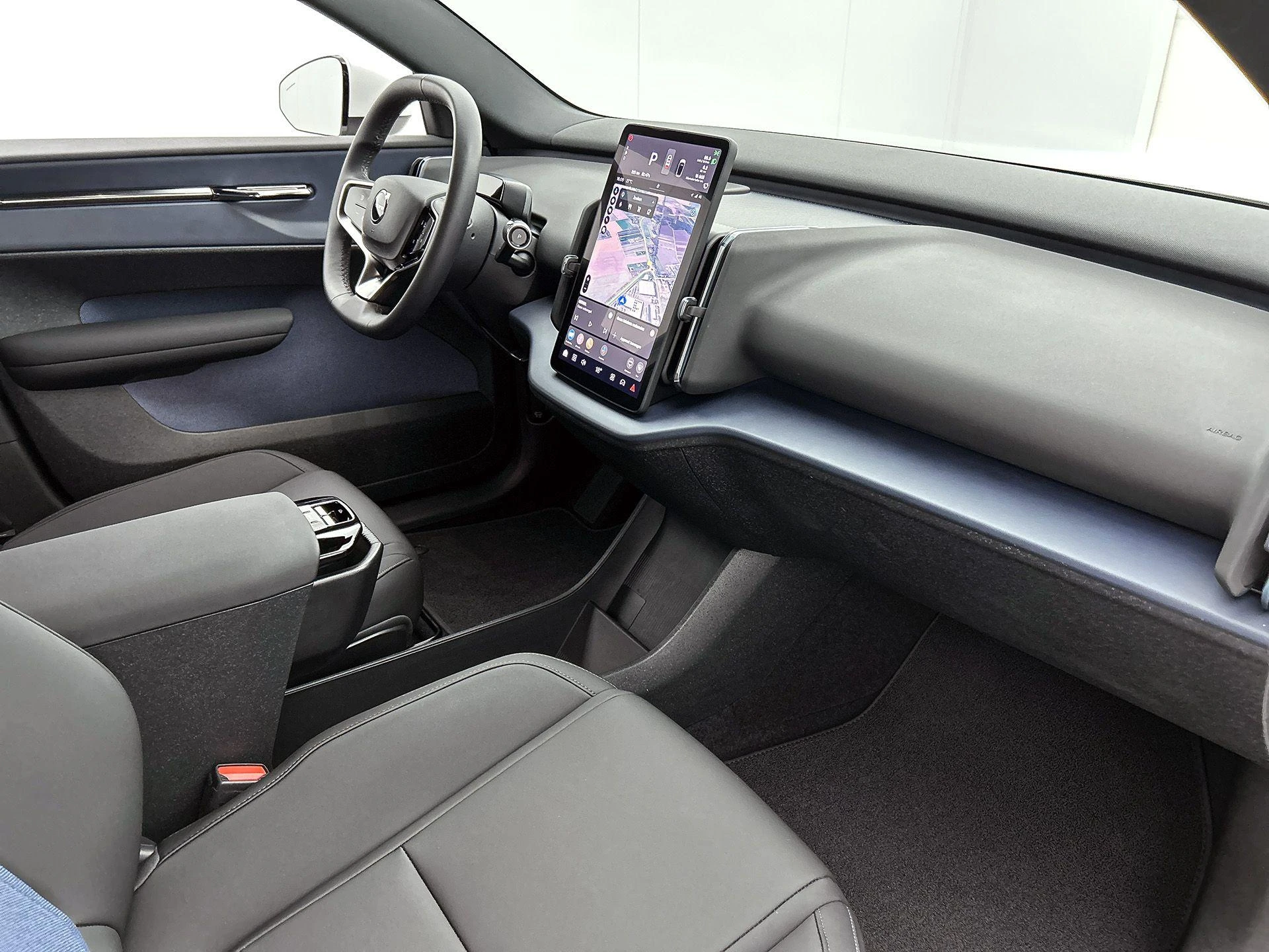 Volvo-EX30-image-18