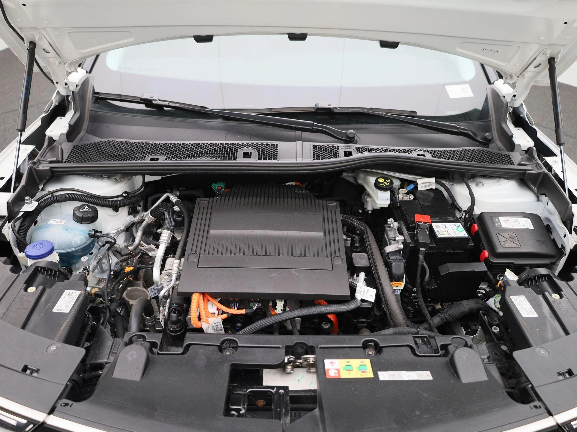 Opel-Mokka-e-image-34