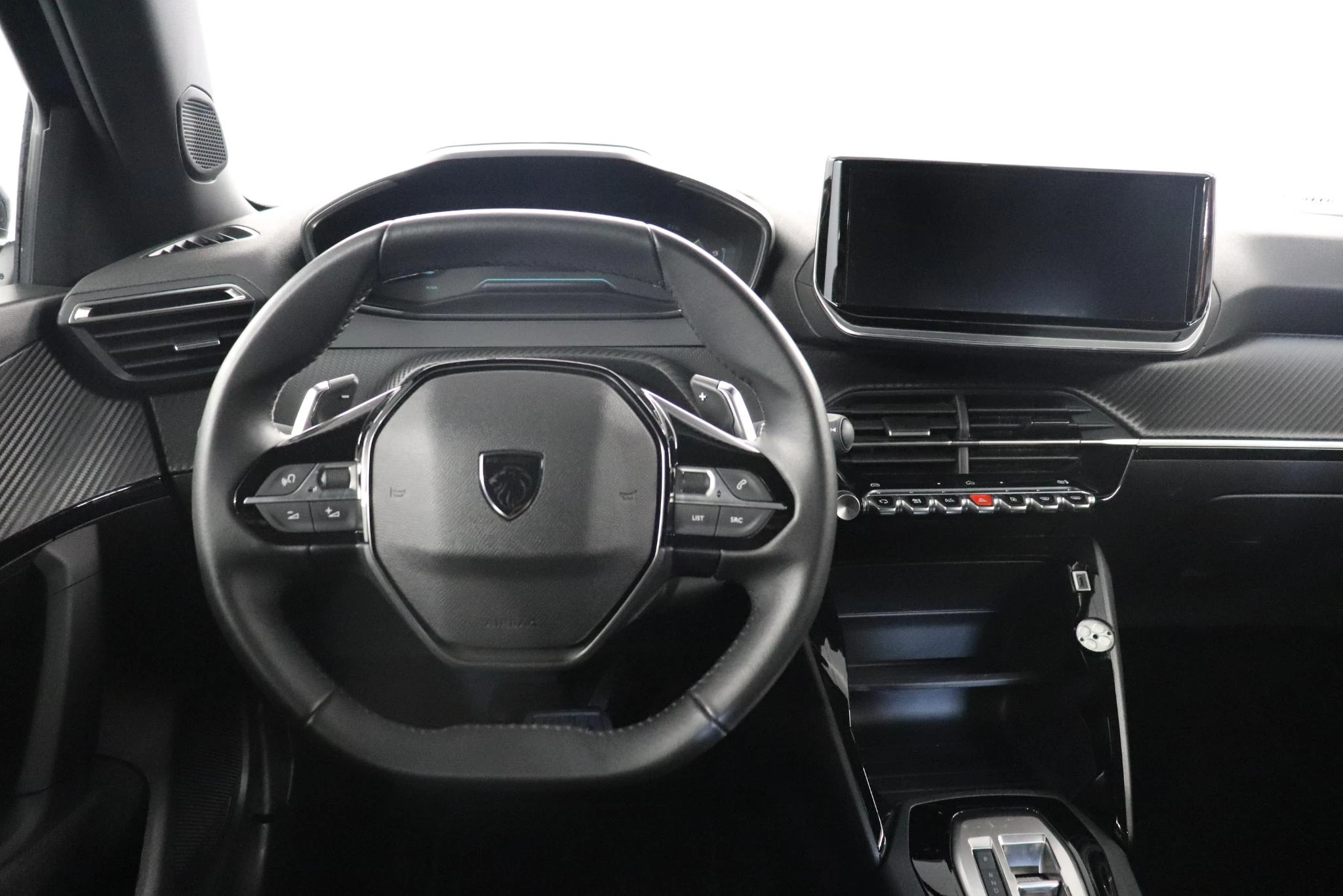 Peugeot-2008-image-11