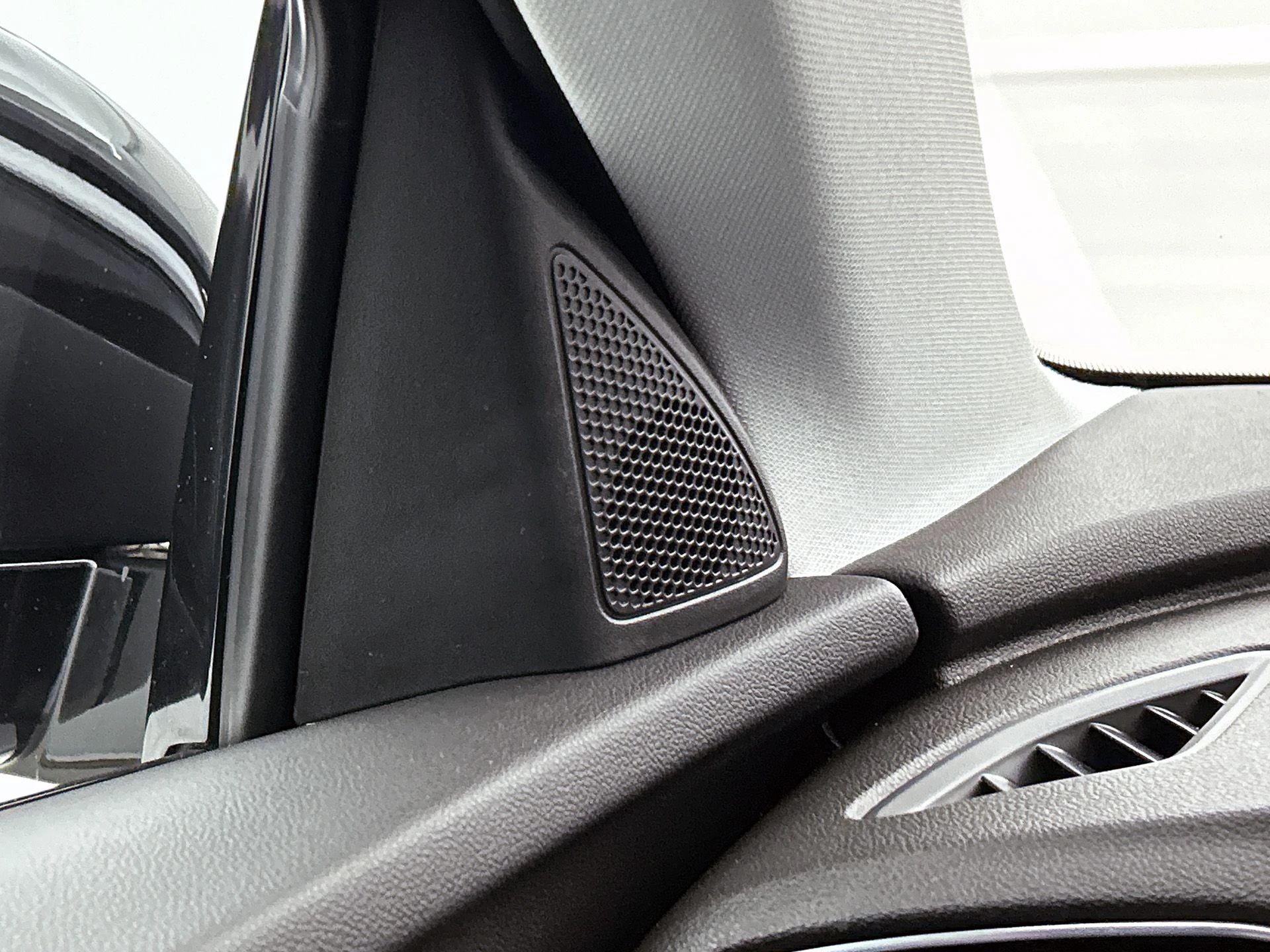 Opel-Grandland X-image-14