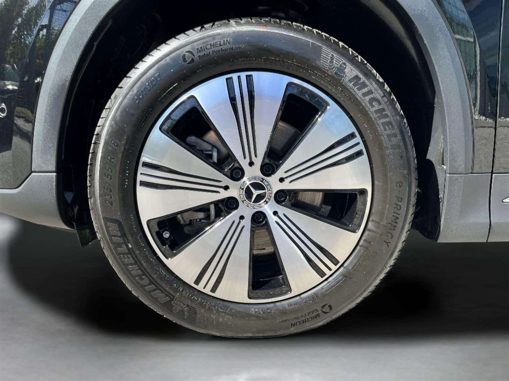 Mercedes-Benz-EQA-image-8