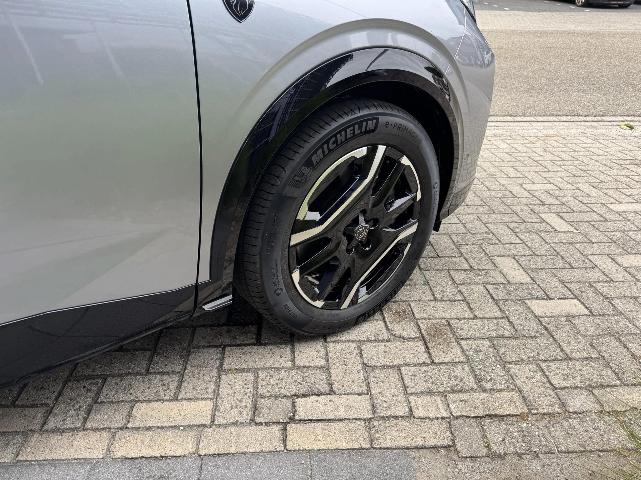 Peugeot e-3008 GT Avantage 210 73 kWh