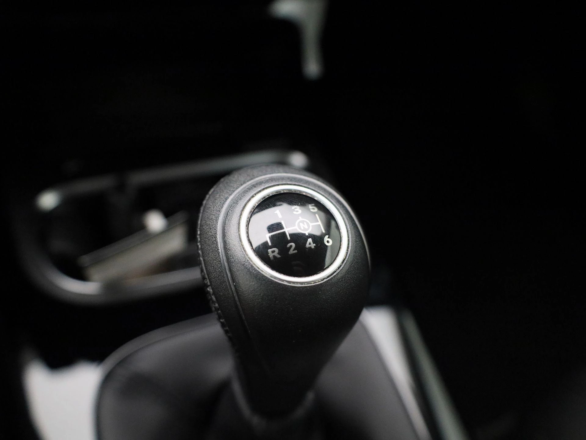 Mercedes-Benz-A-Klasse-image-21