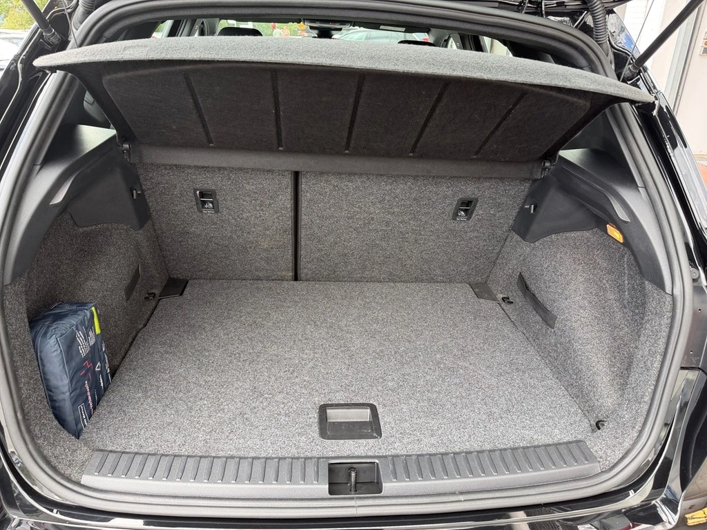 SEAT-Arona-image-12
