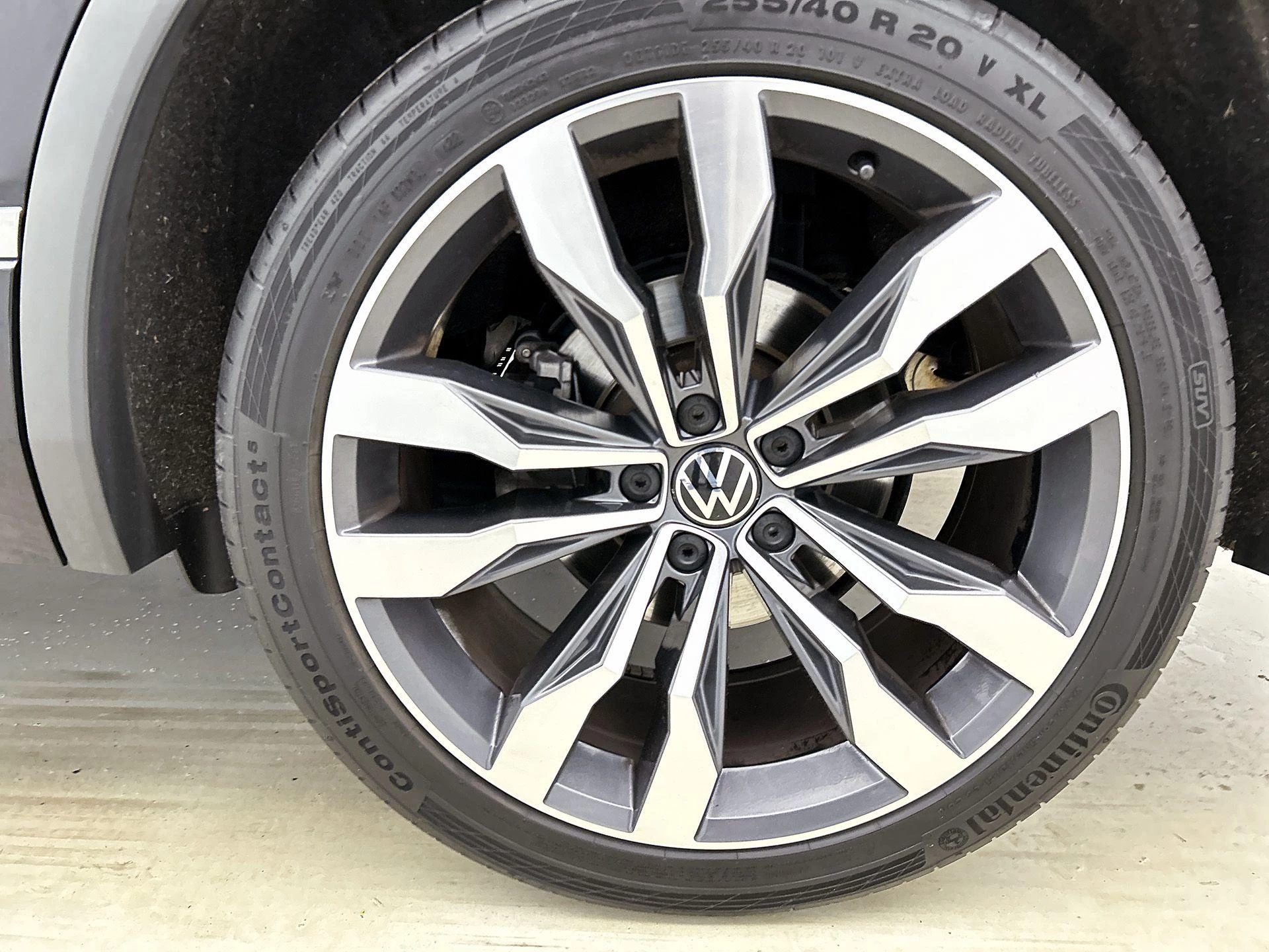 Volkswagen-Tiguan Allspace-image-39