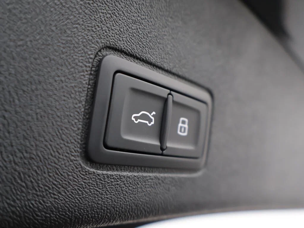 Audi-Q3-image-12